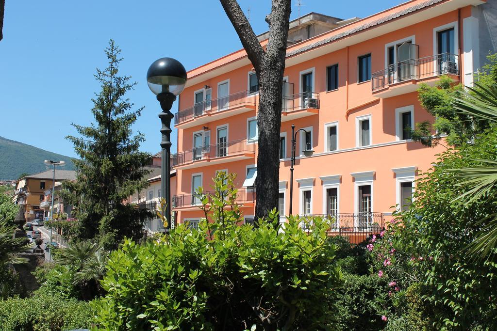 Hotel La Villa Ceccano Luaran gambar
