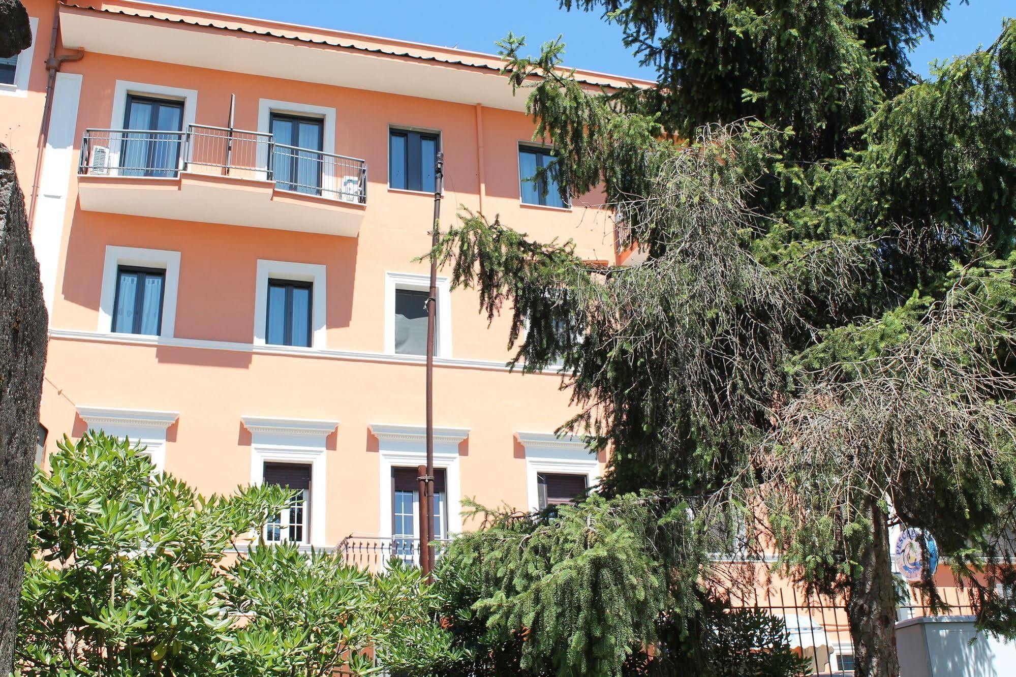 Hotel La Villa Ceccano Luaran gambar