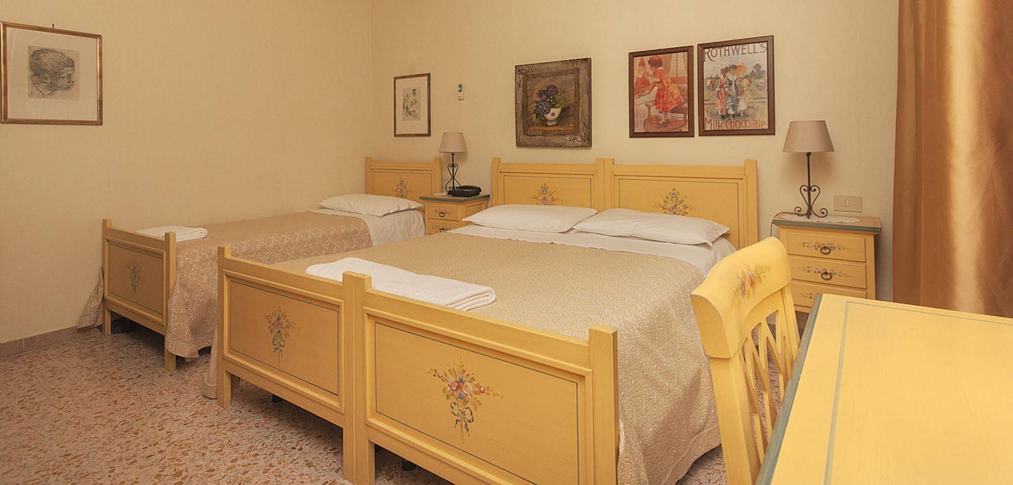 Hotel La Villa Ceccano Luaran gambar